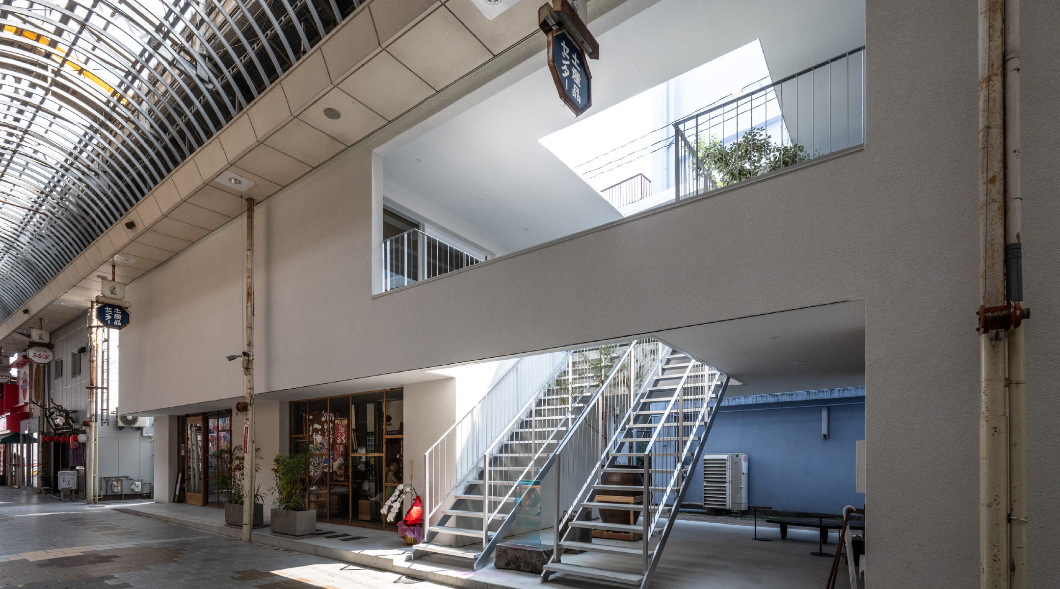 エントランス／共用スペース