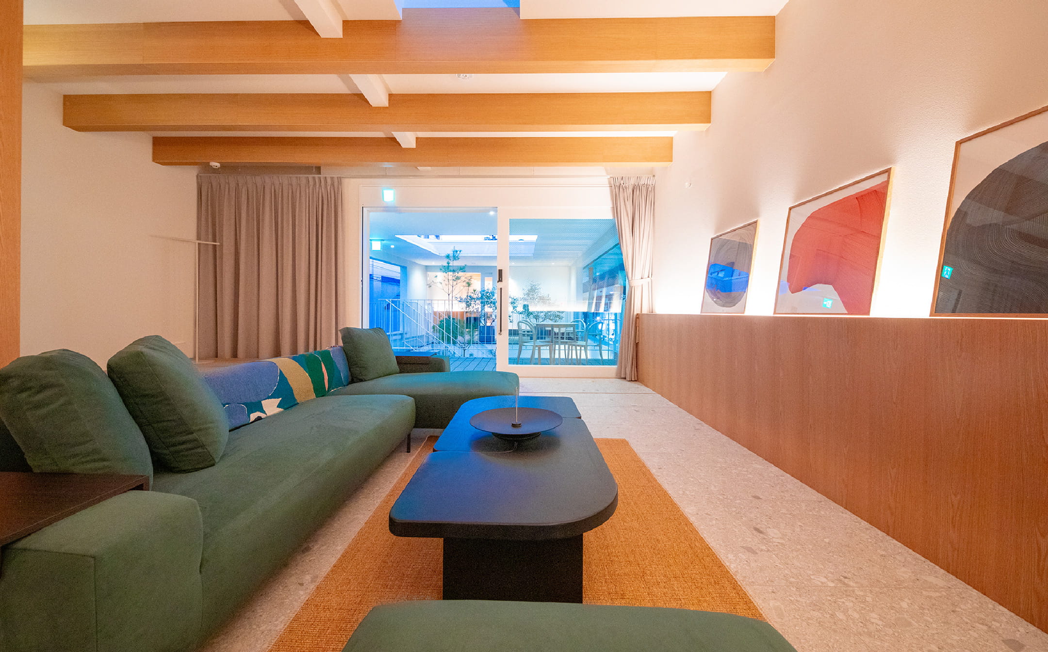 ラージツインルーム